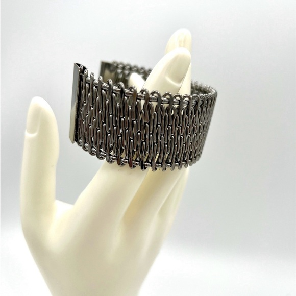 Silver Chain Link Bracelet - Picture 5 of 11